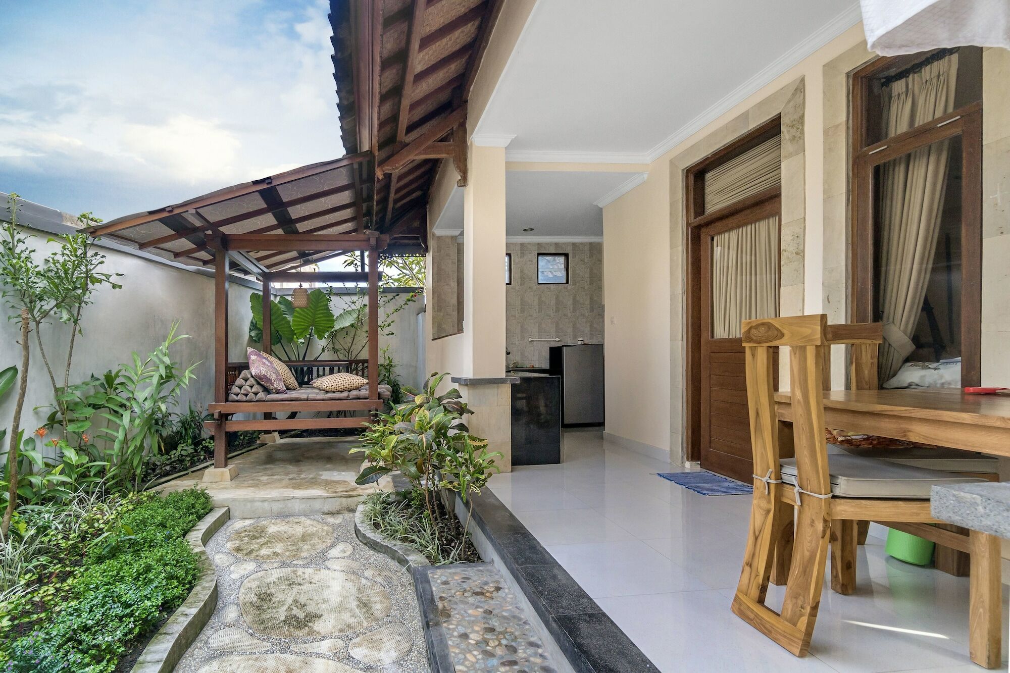 Metteyya Healing House Hotell Ubud Eksteriør bilde